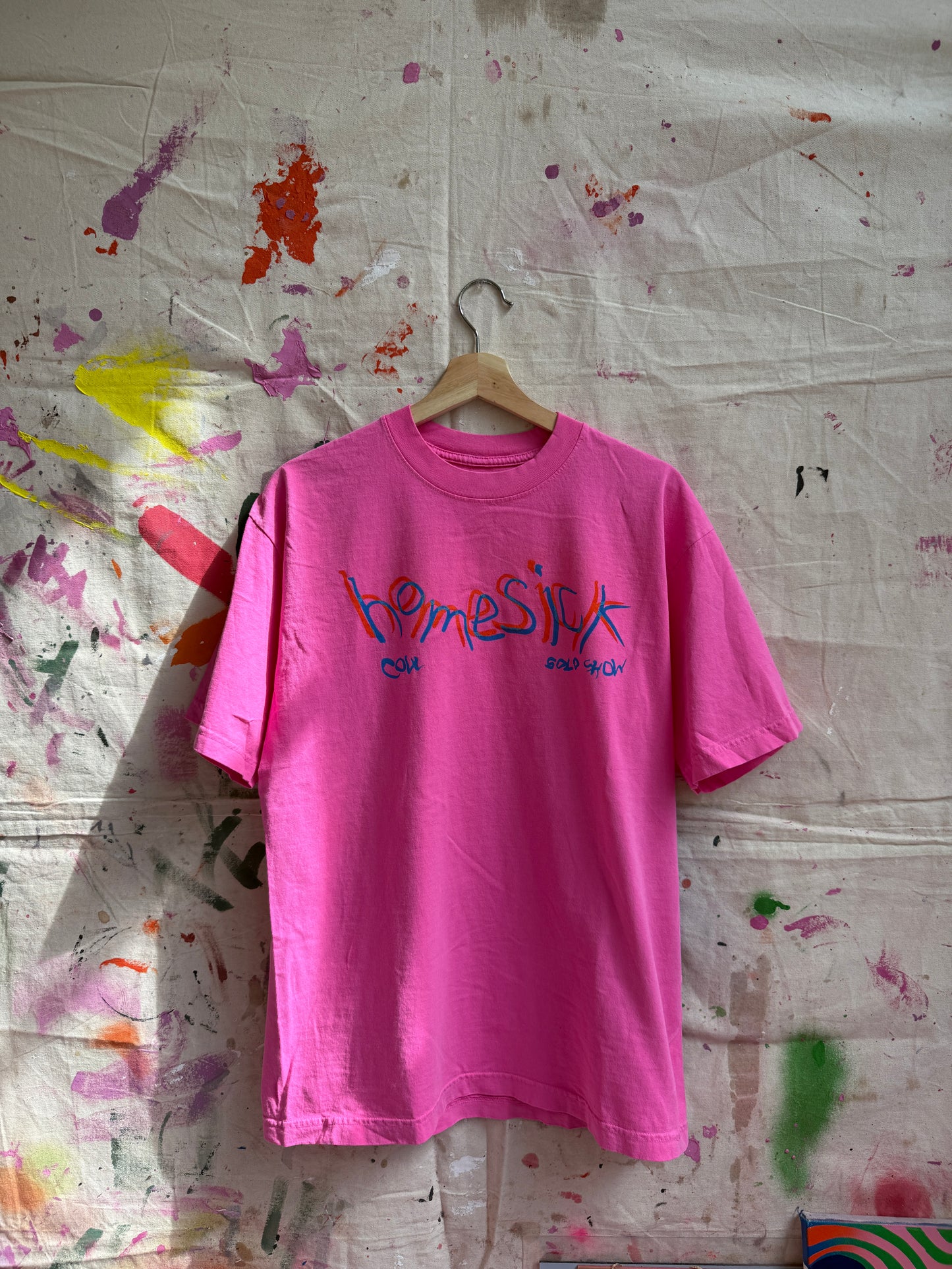 HOMESICK SOLO ART SHOW TEE